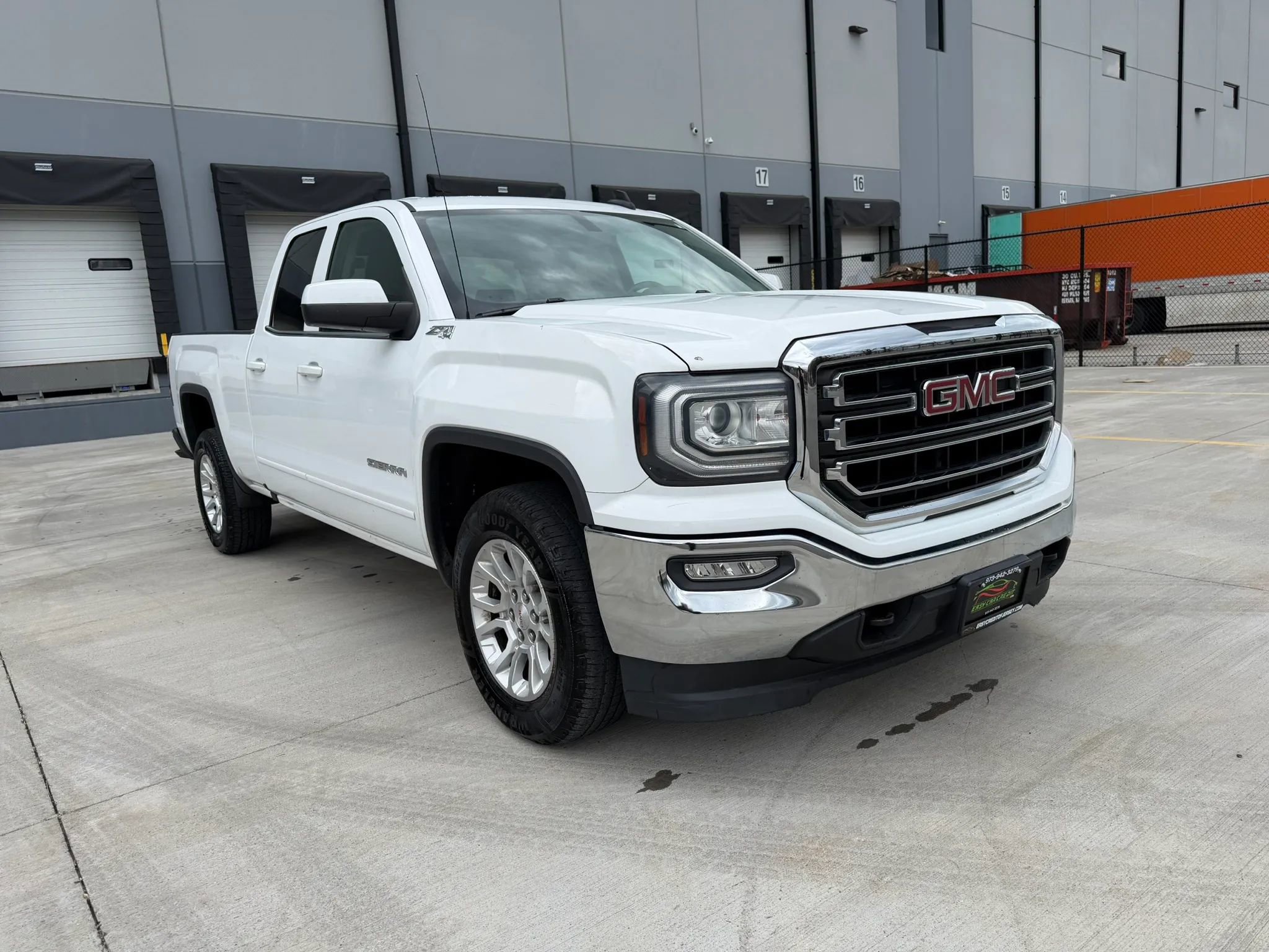 Used 2018 GMC Sierra 1500 SLE w/ SLE Value Package image 10