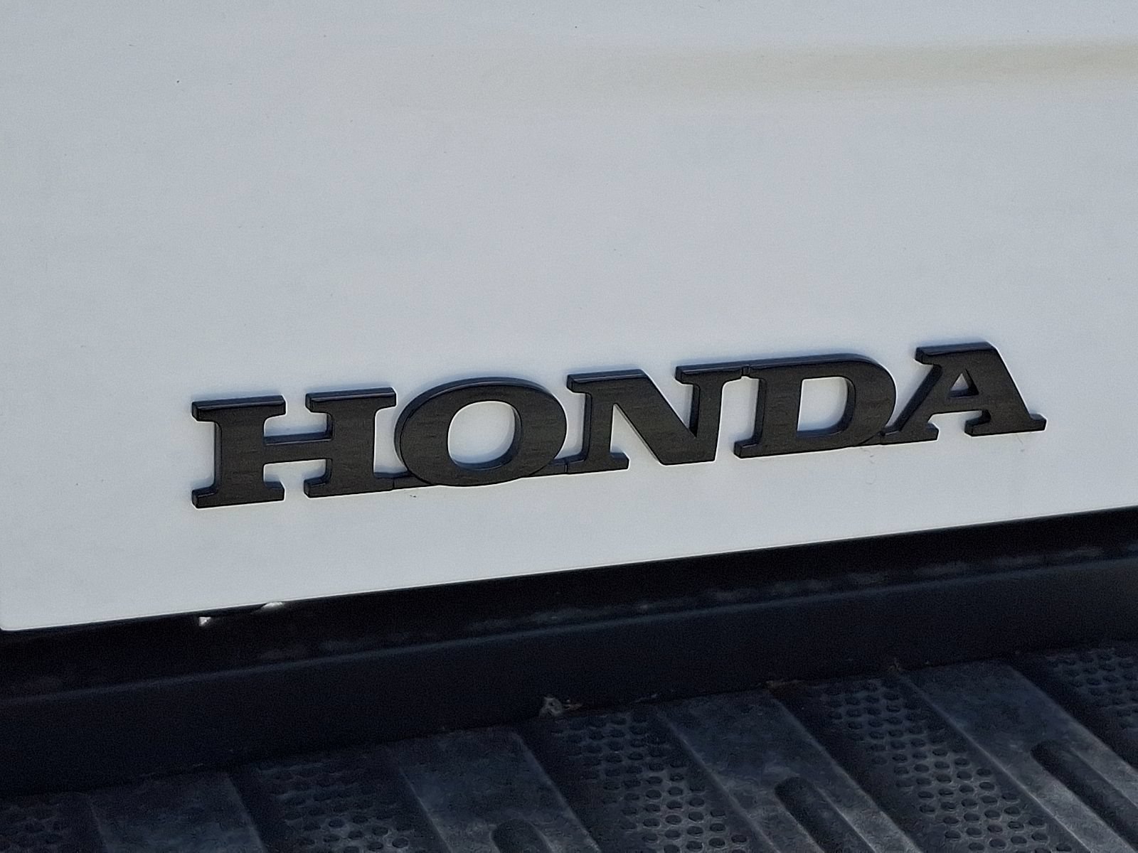 New 2026 Honda Ridgeline Black Edition image 11