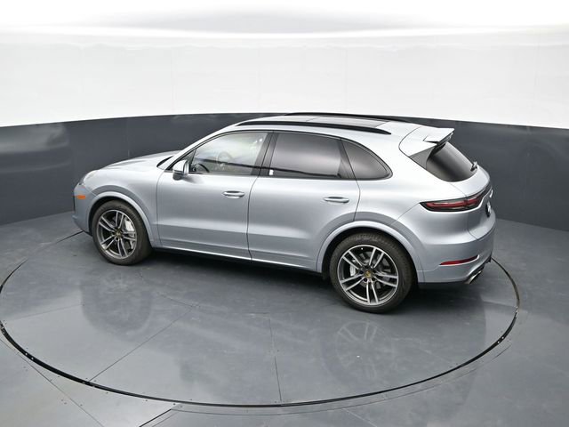 Used 2020 Porsche Cayenne Turbo AWD/4WD image 37