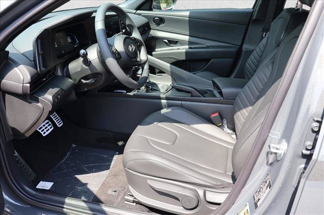 New 2026 Hyundai Elantra SEL Sport FWD image 11