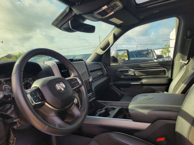 Used 2024 RAM 1500 Laramie AWD/4WD image 11