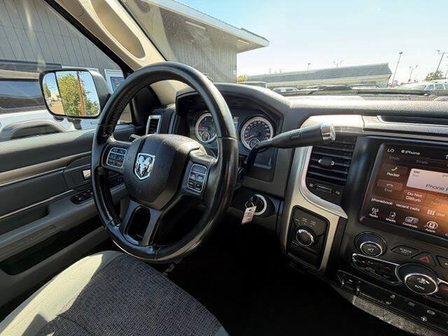 Used 2016 RAM 3500 Big Horn AWD/4WD image 31