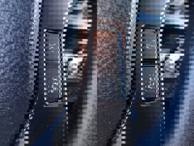 Used 2023 Toyota Tacoma SR image 18