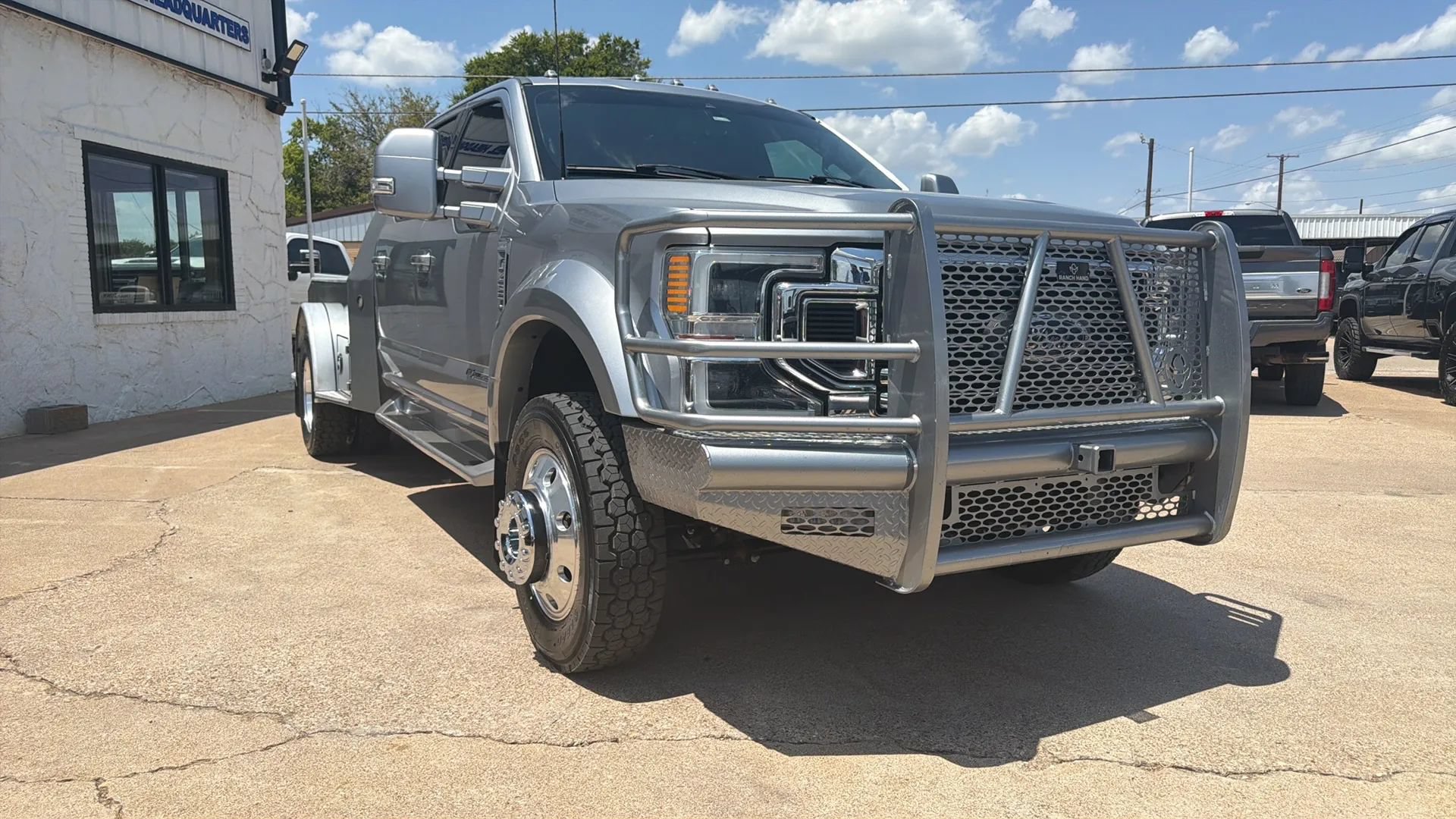 Used 2022 Ford F450 Lariat w/ Lariat Ultimate Package AWD/4WD image 4