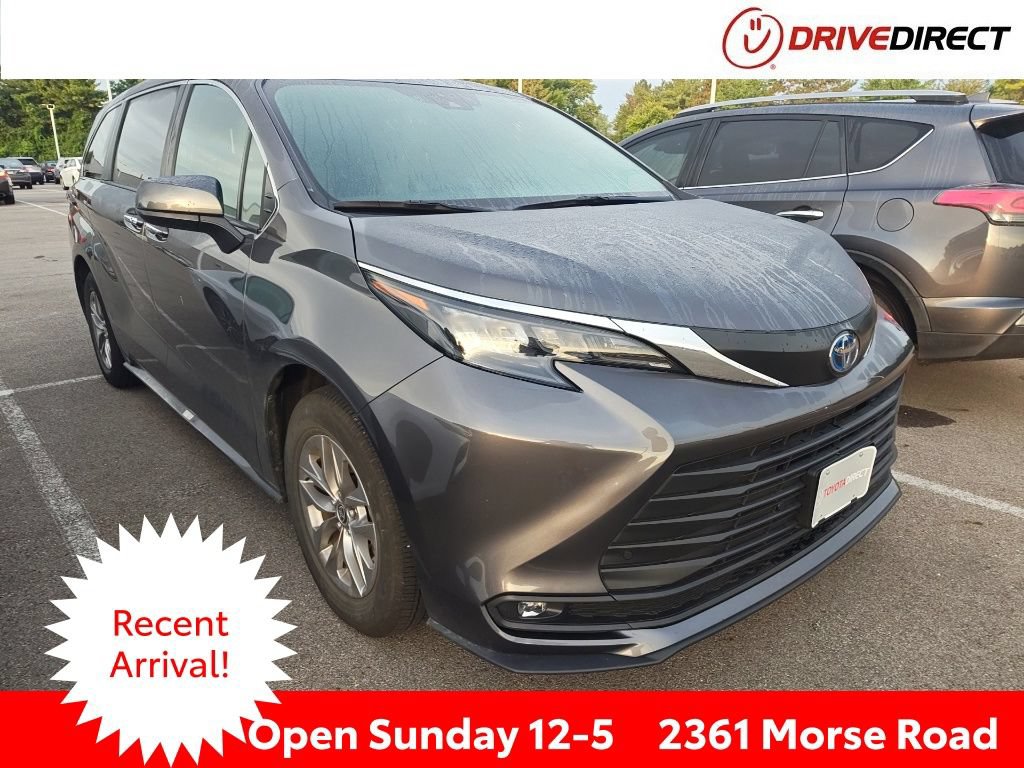 Used 2025 Toyota Sienna XLE w/ XLE Plus Package