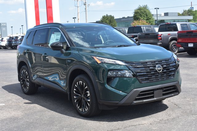 New 2026 Nissan Rogue Dark Armor FWD image 3