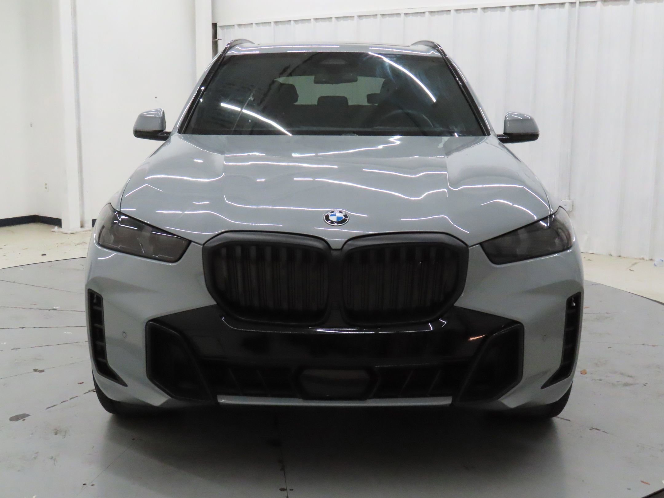 Used 2024 BMW X5 xDrive40i w/ M Sport Package image 8