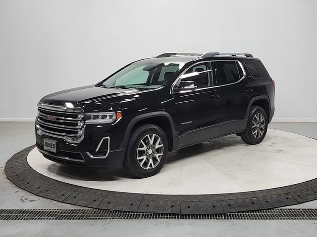Used 2023 GMC Acadia SLE w/ Driver Convenience Package FWD image 3