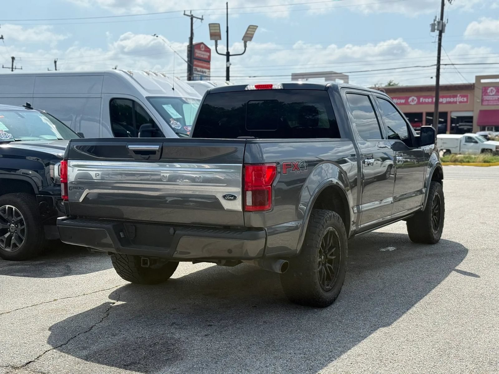 Used 2020 Ford F150 Platinum w/ Equipment Group 701A Luxury AWD/4WD image 4