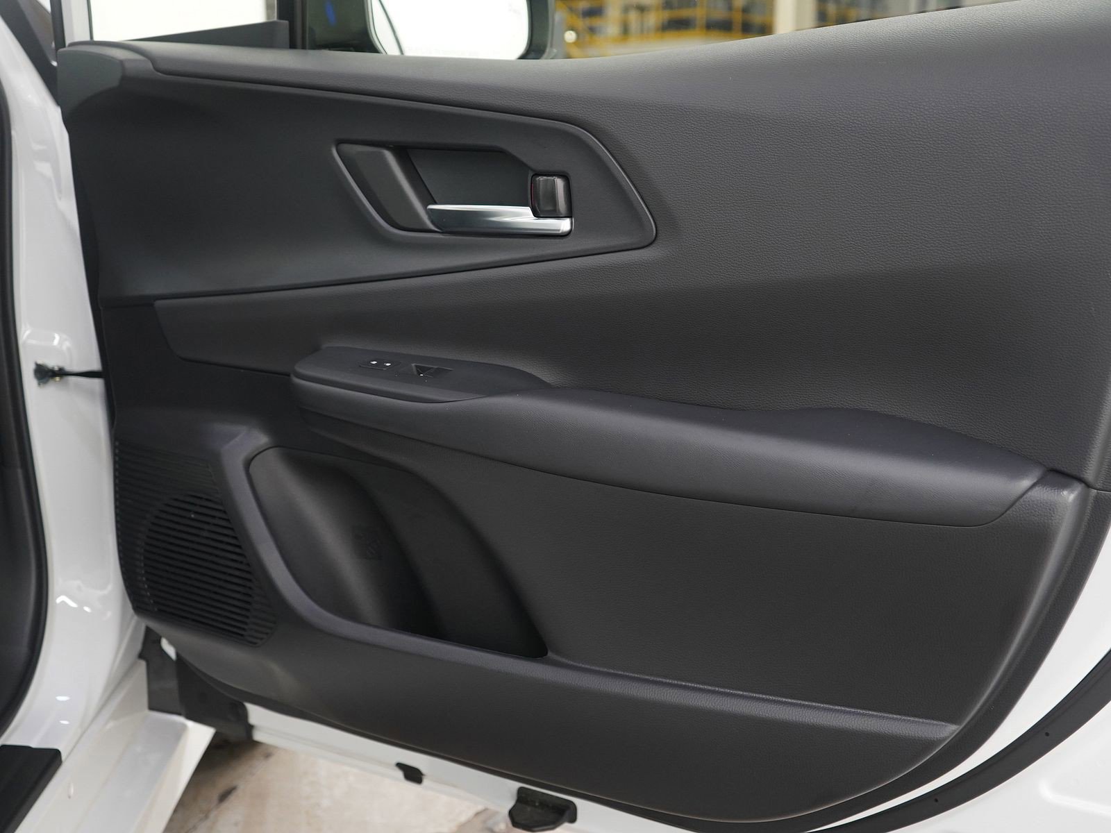 Used 2026 Toyota Prius AWD image 9