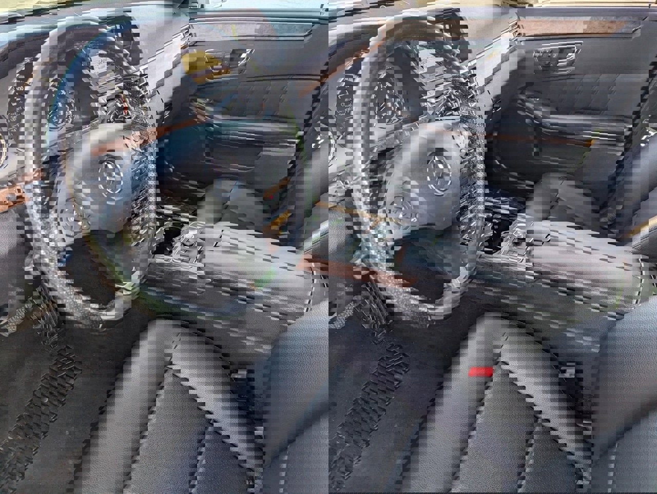 Used 2011 Mercedes-Benz E 350 Sedan image 17