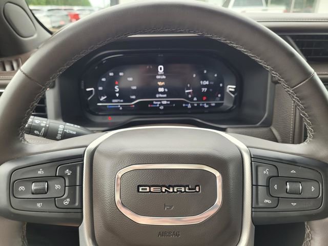 Used 2023 GMC Yukon Denali w/ LPO, Floor Liner Package image 23