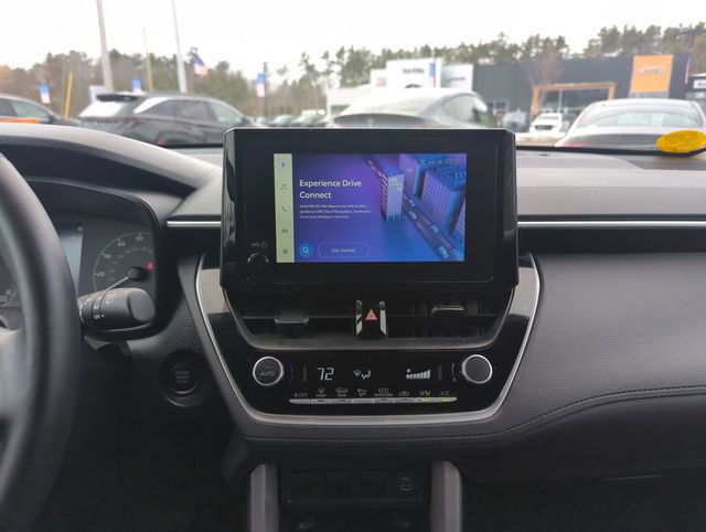 Used 2024 Toyota Corolla Cross LE image 22