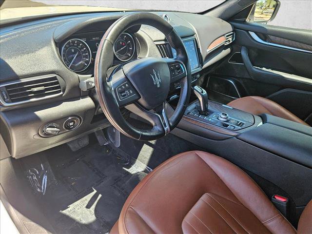 Used 2022 Maserati Levante Modena AWD/4WD image 11