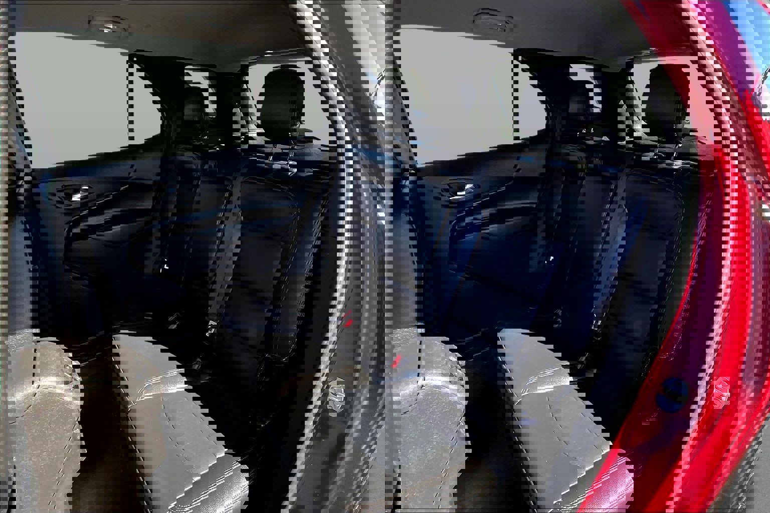 Used 2018 Chevrolet Equinox LT image 25