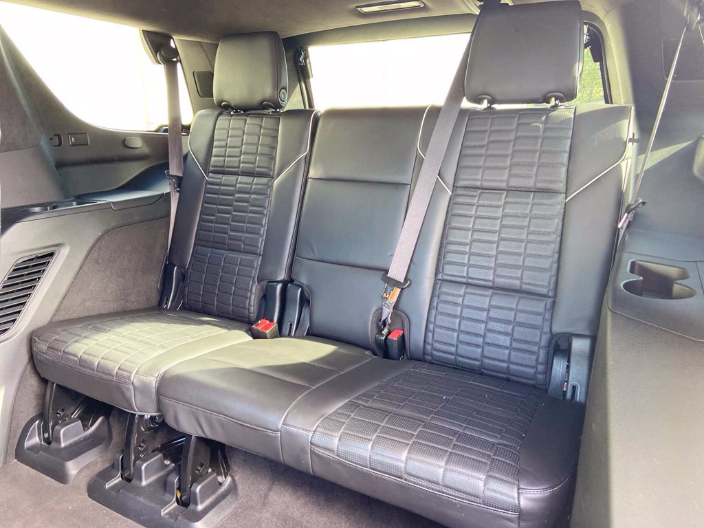 Used 2023 Cadillac Escalade Sport Platinum w/ LPO, ONYX Package AWD/4WD image 26