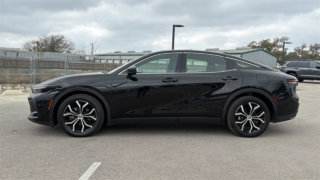 Certified 2024 Toyota Crown Limited image 10