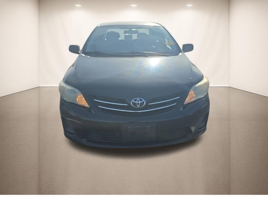Used 2013 Toyota Corolla LE image 12
