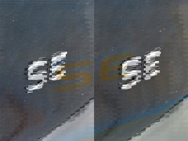 Used 2022 Volkswagen Atlas Cross Sport SE image 28