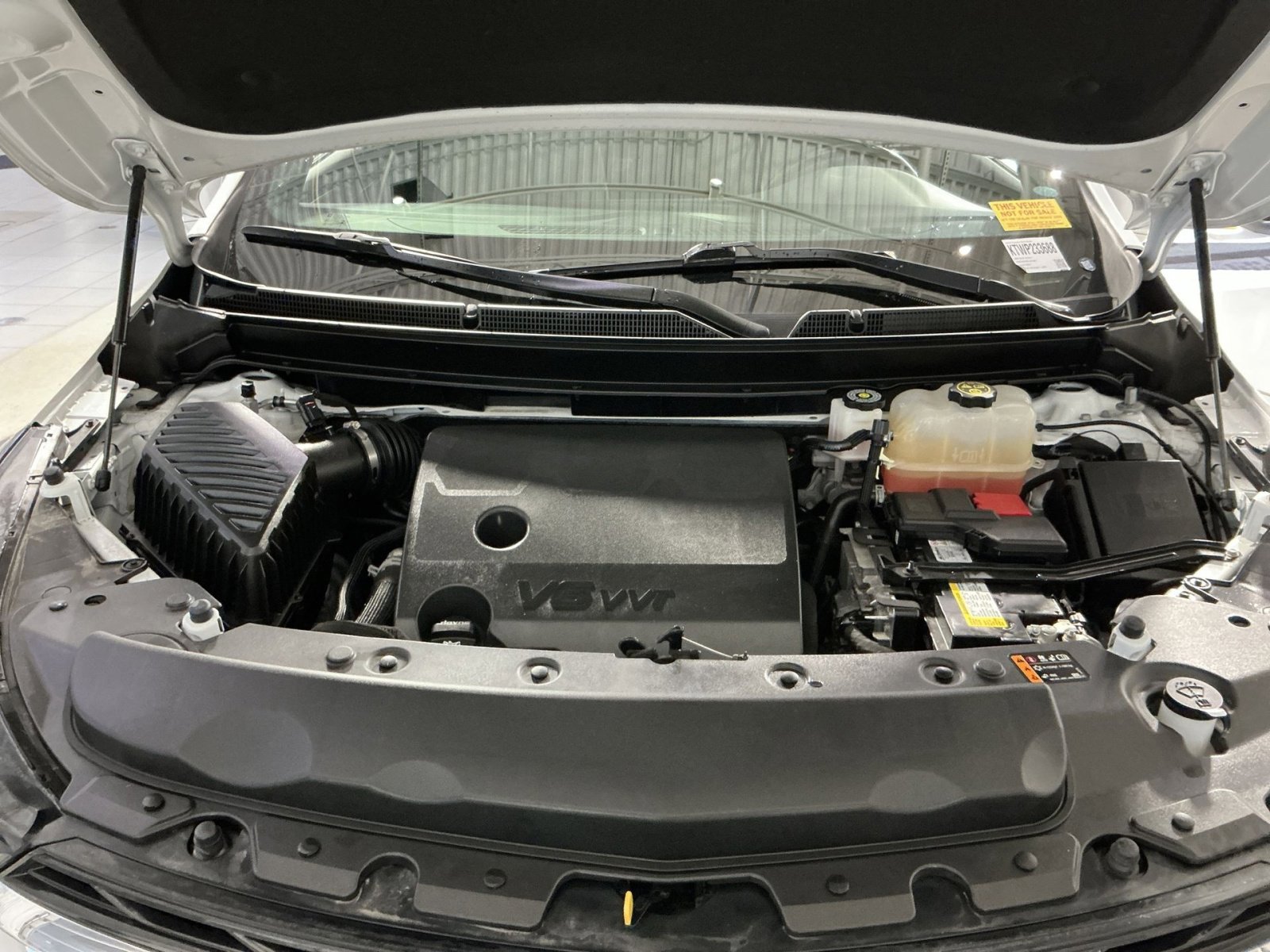 Used 2023 Buick Enclave Essence AWD/4WD image 28