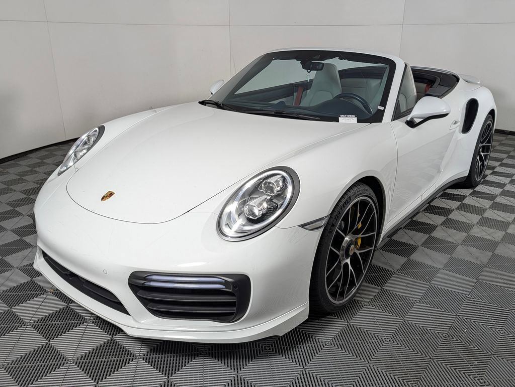 Certified 2019 Porsche 911 Turbo S image 1