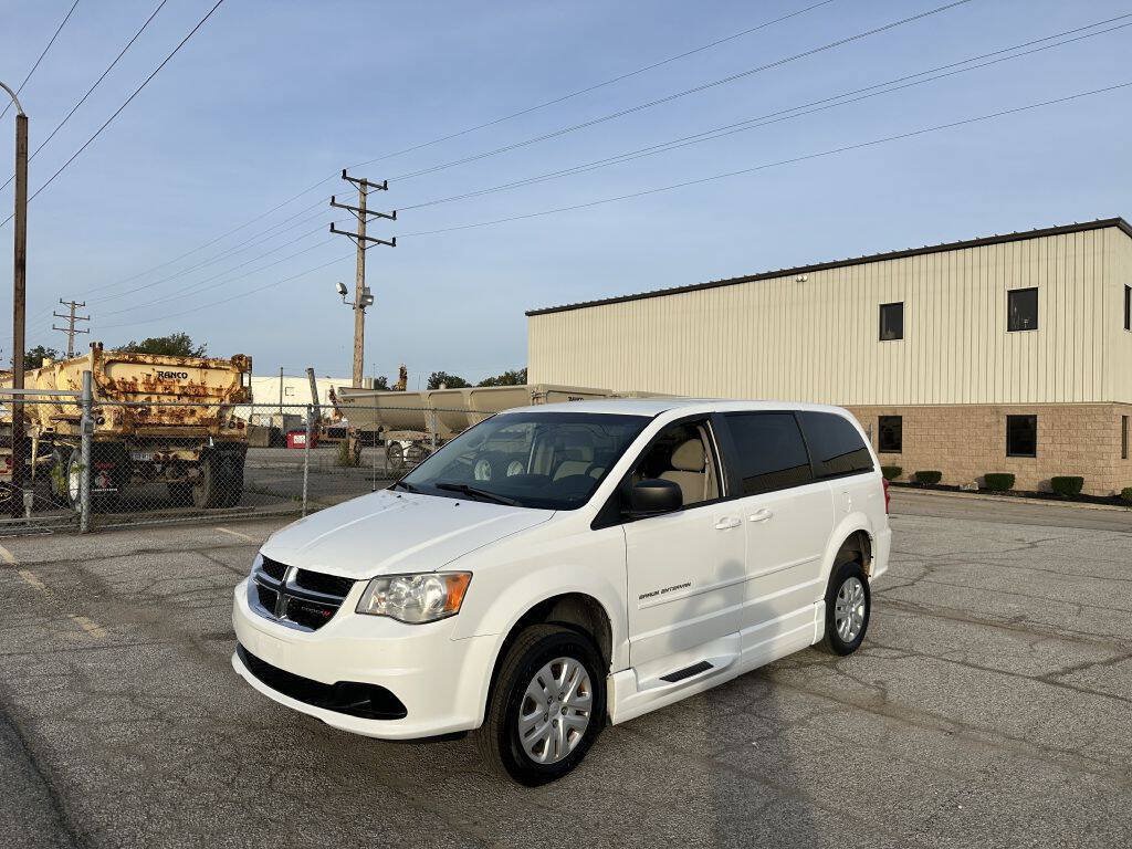 Used 2014 Dodge Grand Caravan SE w/ Quick Order Package 29E SE FWD image 1