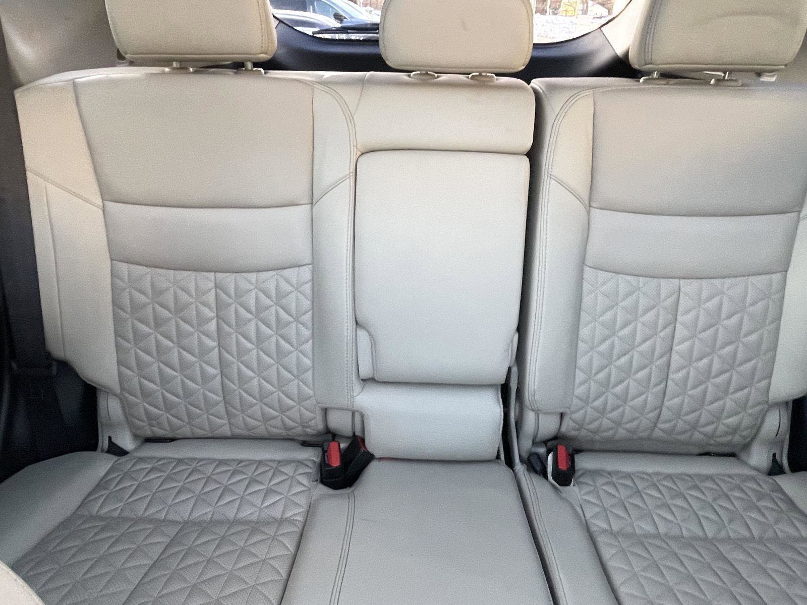 Used 2024 Nissan Murano Platinum w/ Cargo Package image 15