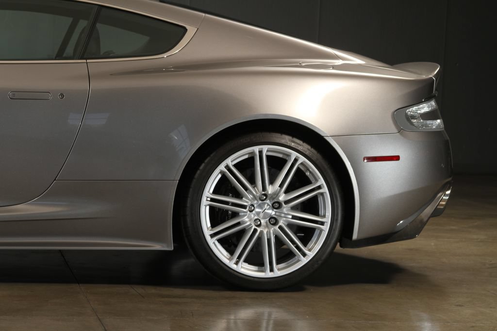 Used 2009 Aston Martin DBS Coupe RWD image 64