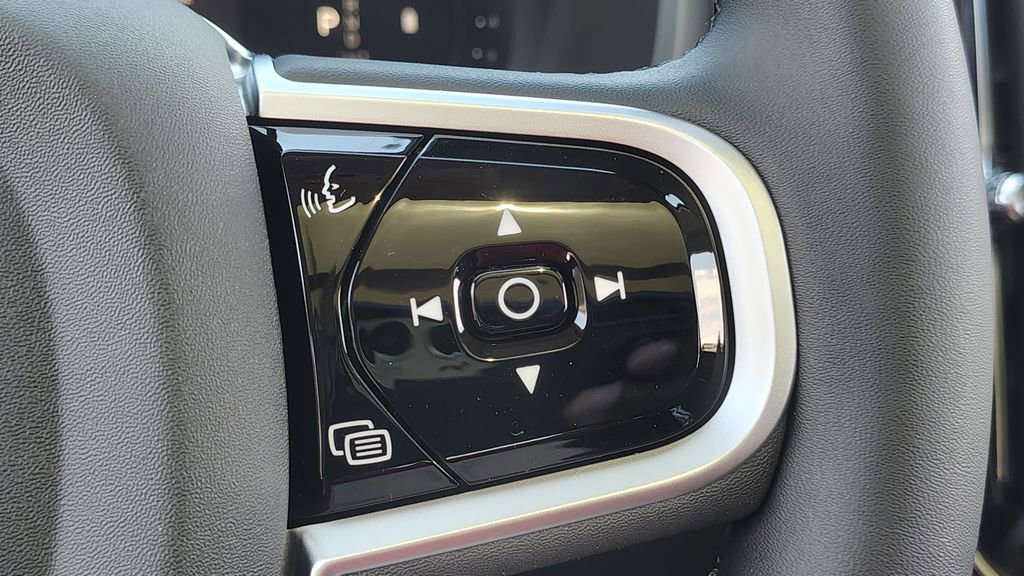 New 2026 Volvo XC90 B6 Plus image 15