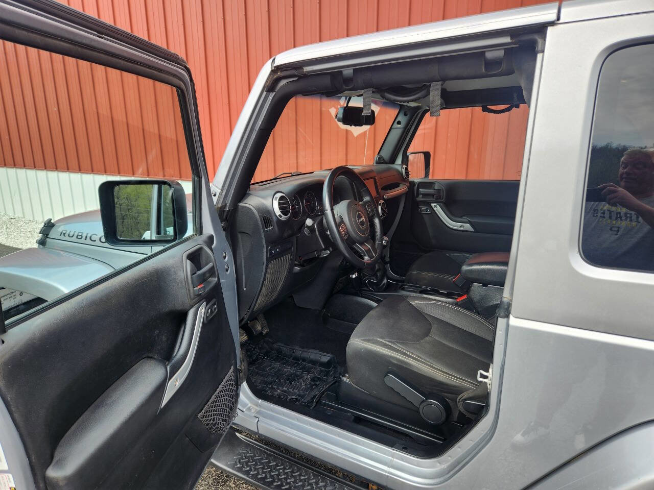 Used 2014 Jeep Wrangler Rubicon w/ Power Convenience Group AWD/4WD image 11