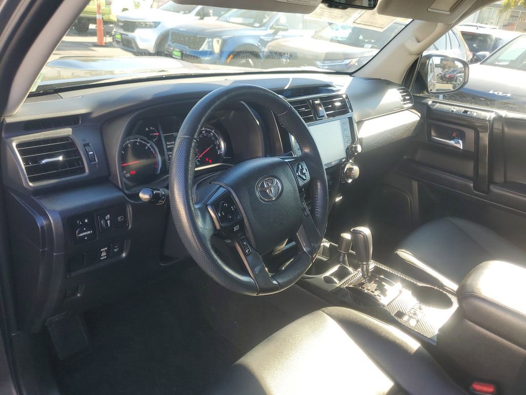 Used 2022 Toyota 4Runner TRD Off-Road Premium image 16