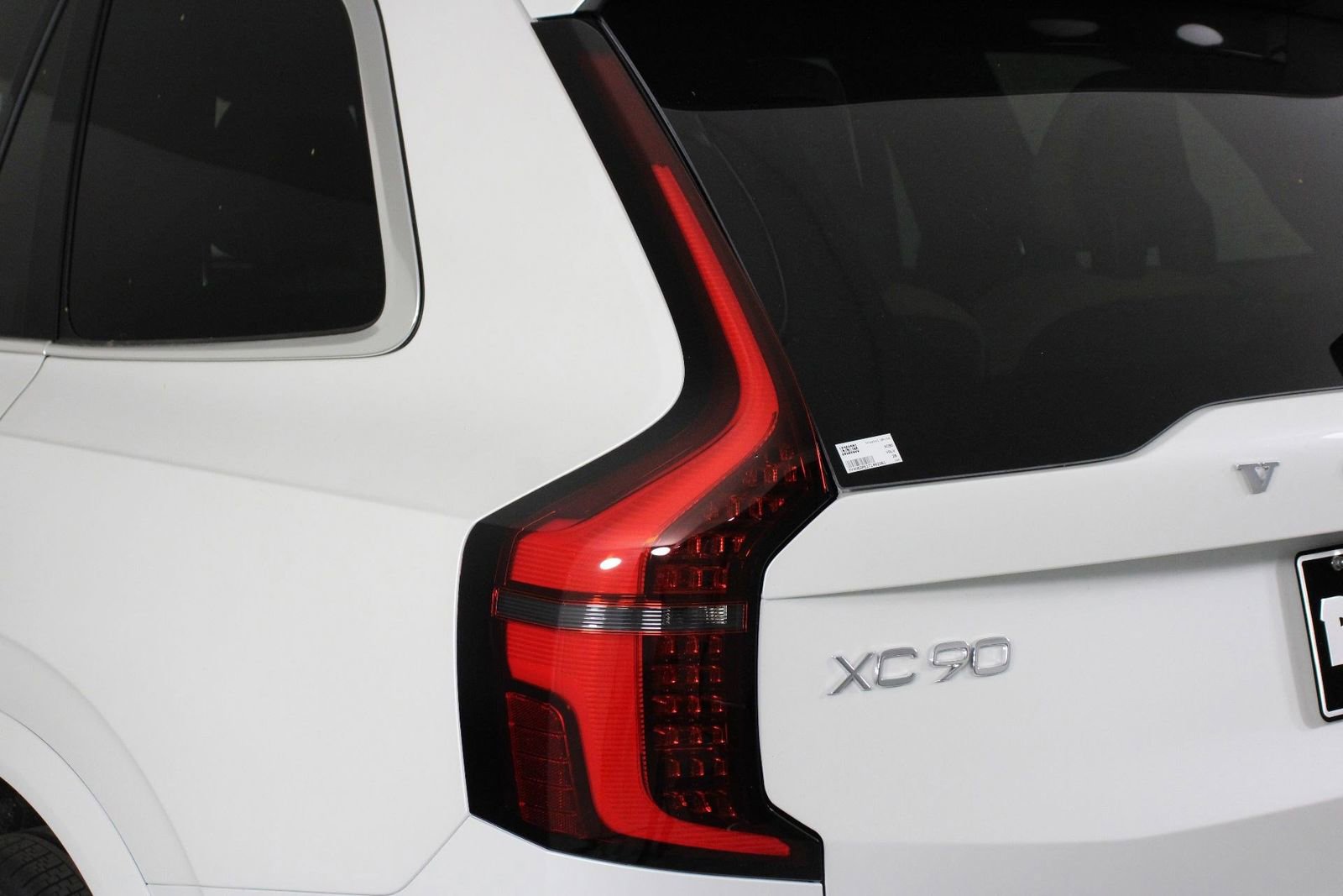 New 2026 Volvo XC90 B6 Plus image 15
