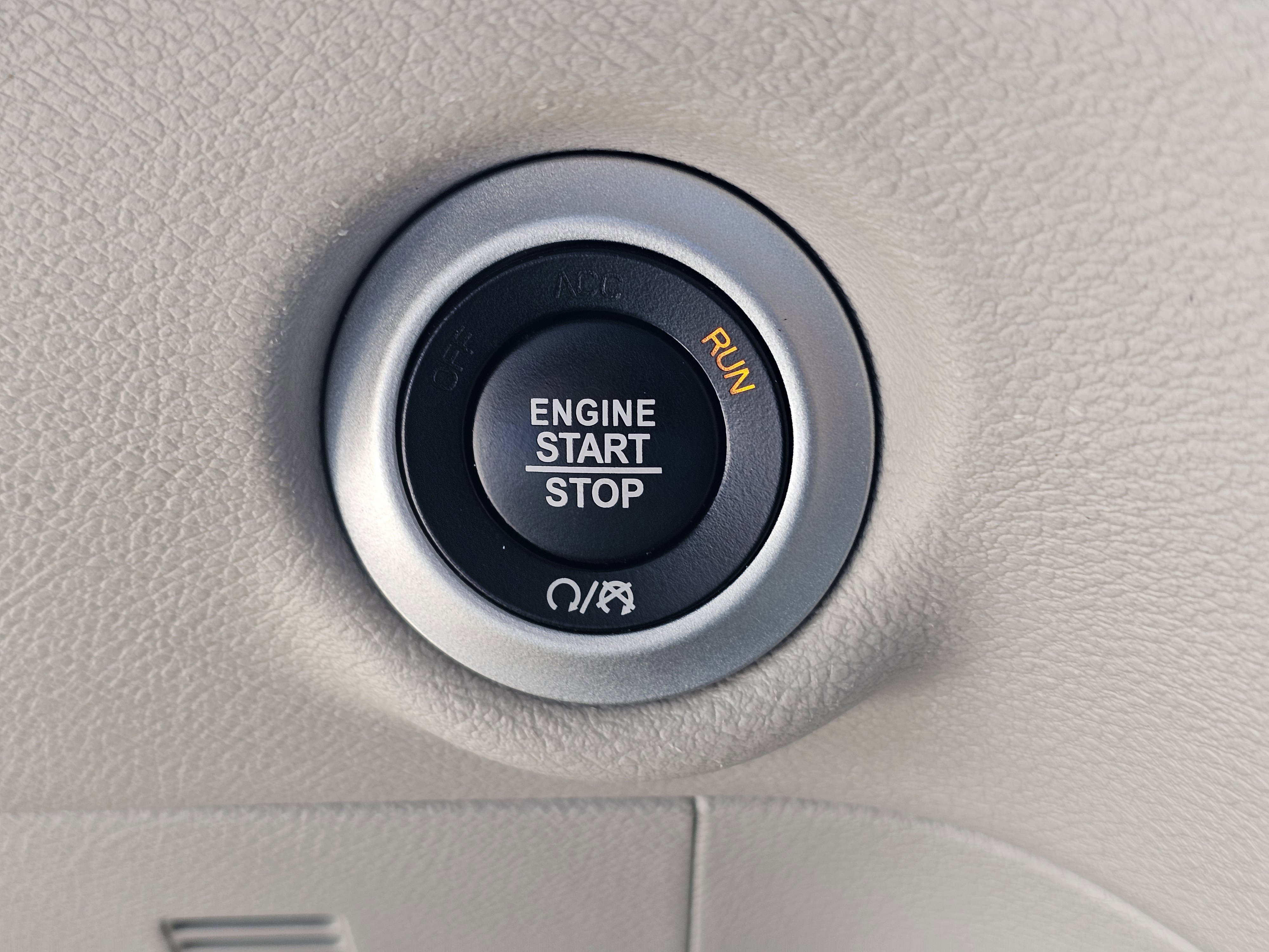 Used 2022 Chrysler Pacifica Touring-L FWD image 23