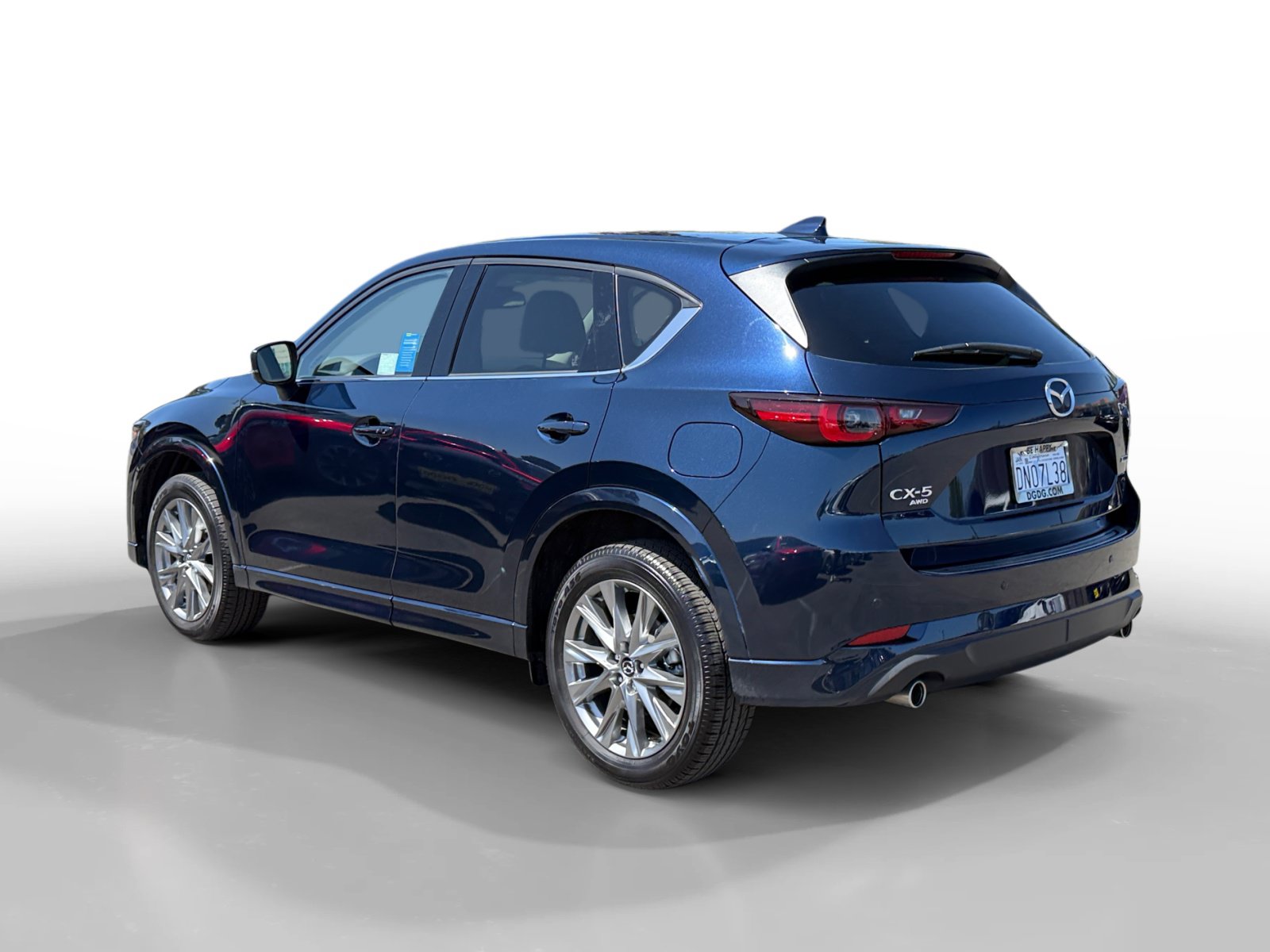 Certified 2025 MAZDA CX-5 AWD 2.5 S w/ Premium Plus Pkg image 3