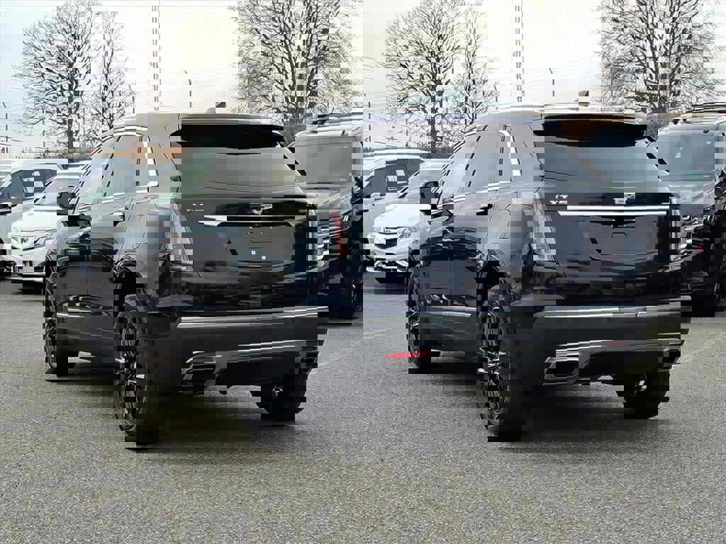 Used 2021 Cadillac XT5 Premium Luxury image 4