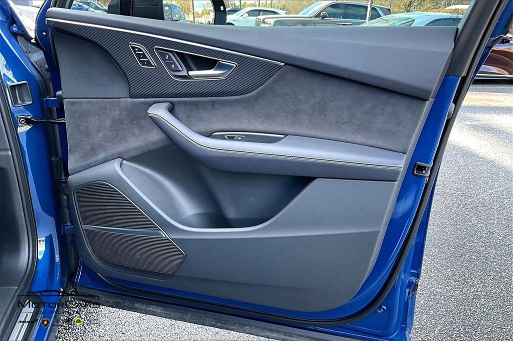 Used 2025 Audi SQ7 Prestige image 20