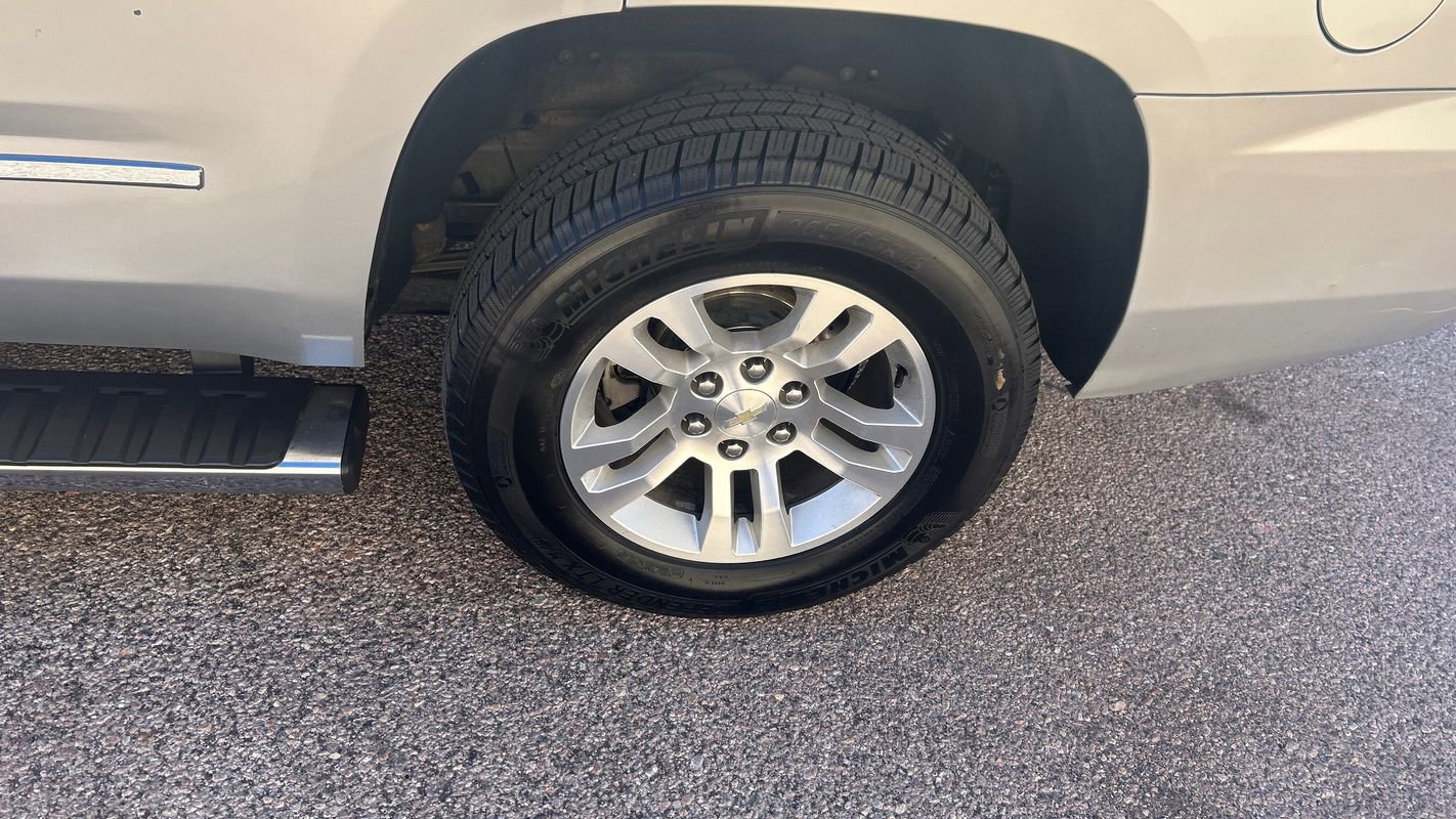 Used 2018 Chevrolet Tahoe LT w/ Luxury Package image 15
