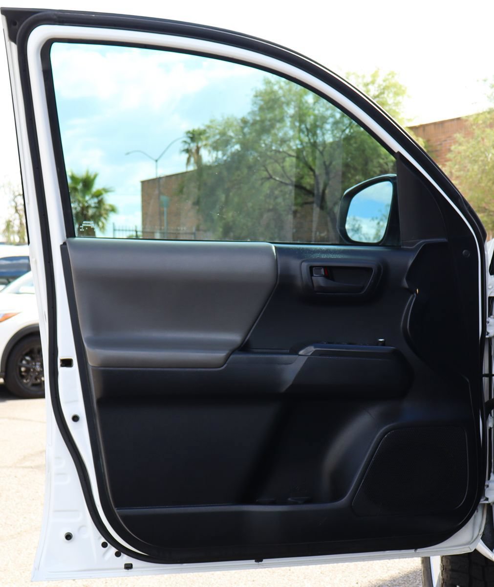 Used 2018 Toyota Tacoma SR w/ SR Convenience Package AWD/4WD image 36