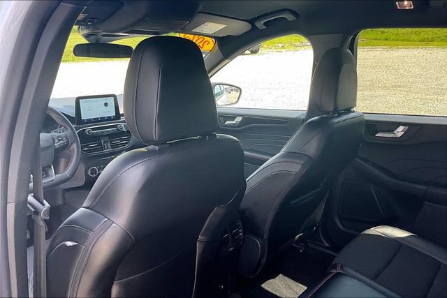 Used 2025 Ford Escape ST-Line FWD image 33