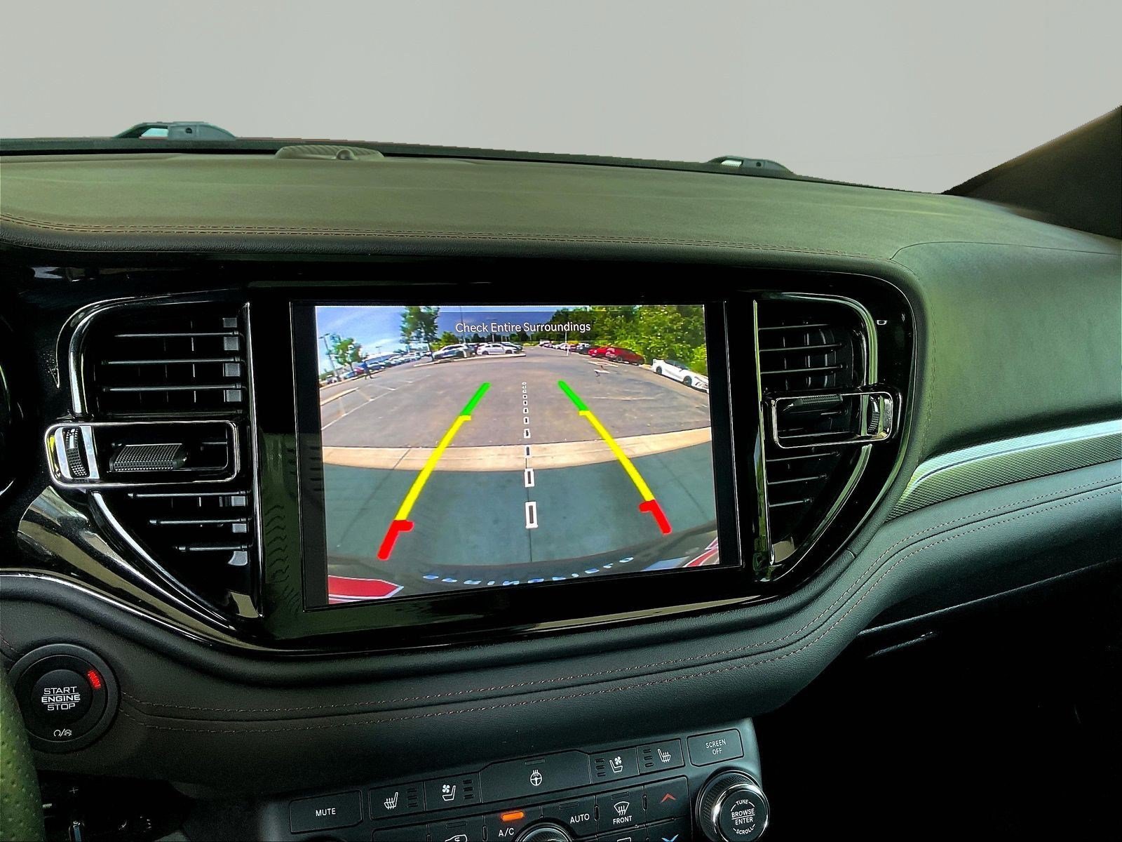 Used 2022 Dodge Durango R/T w/ Tow 'N Go Package AWD/4WD image 14