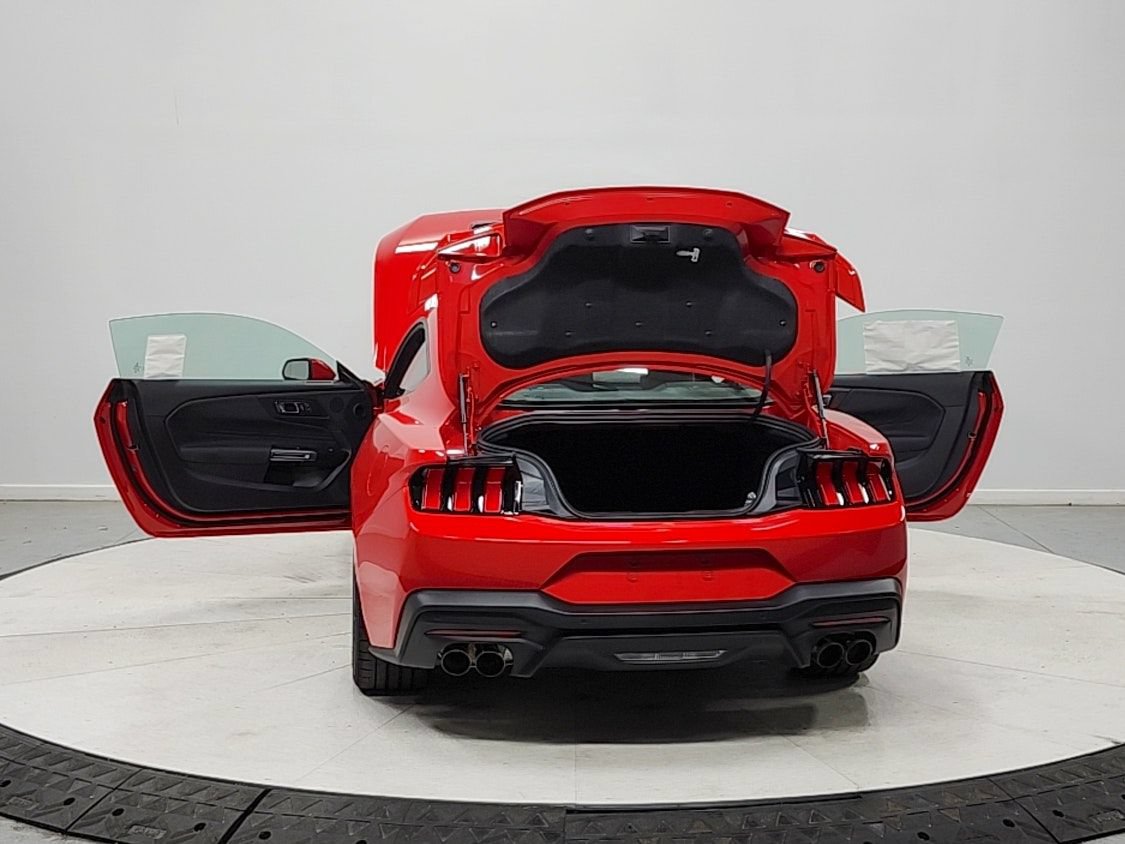 New 2026 Ford Mustang GT Premium w/ GT Performance Package RWD image 14