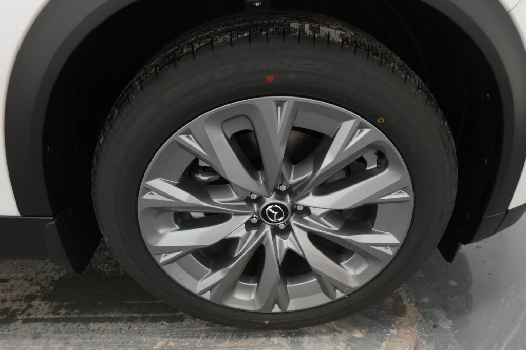 New 2026 MAZDA CX-90 3.3 Turbo w/ Preferred Package AWD/4WD image 13