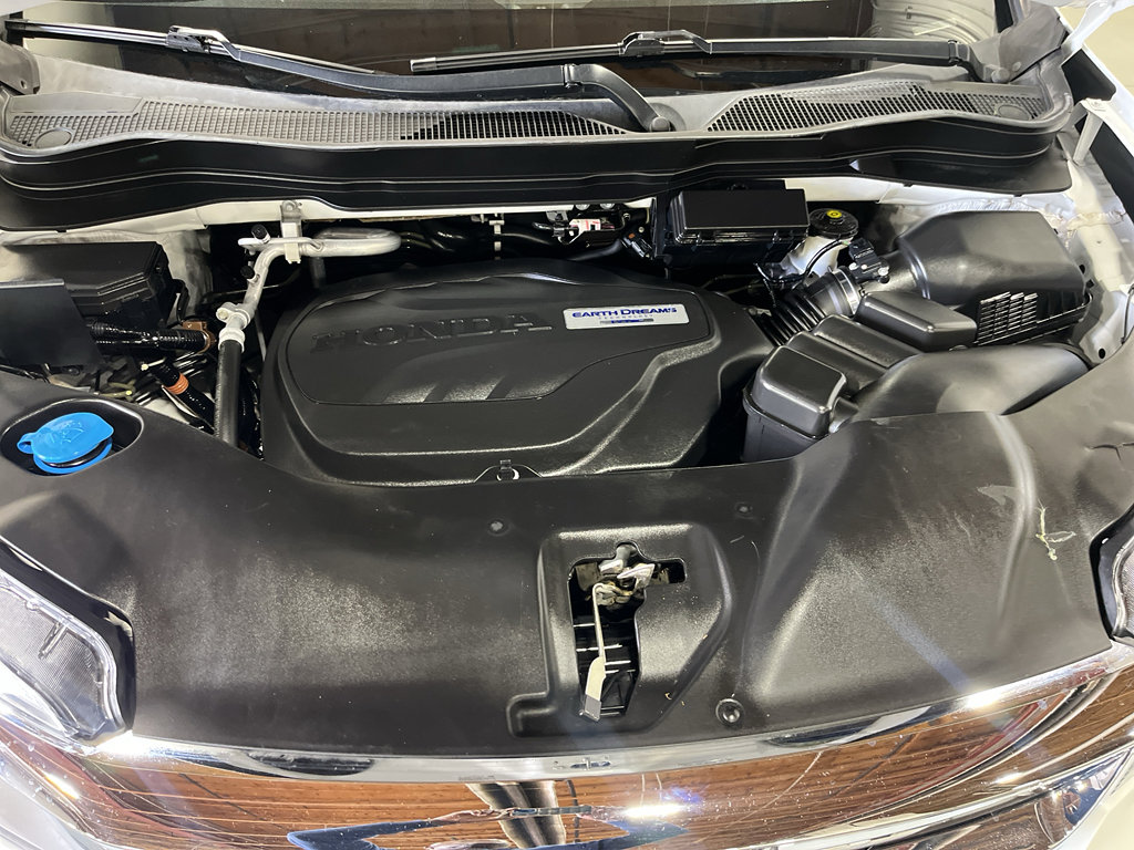 Used 2020 Honda Pilot Touring image 35