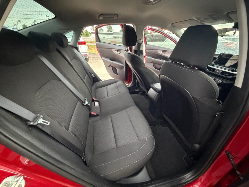 Used 2021 Kia Forte LXS FWD image 11