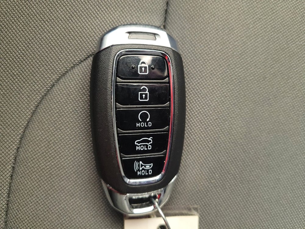 Used 2023 Hyundai Elantra SEL w/ Convenience Package image 32