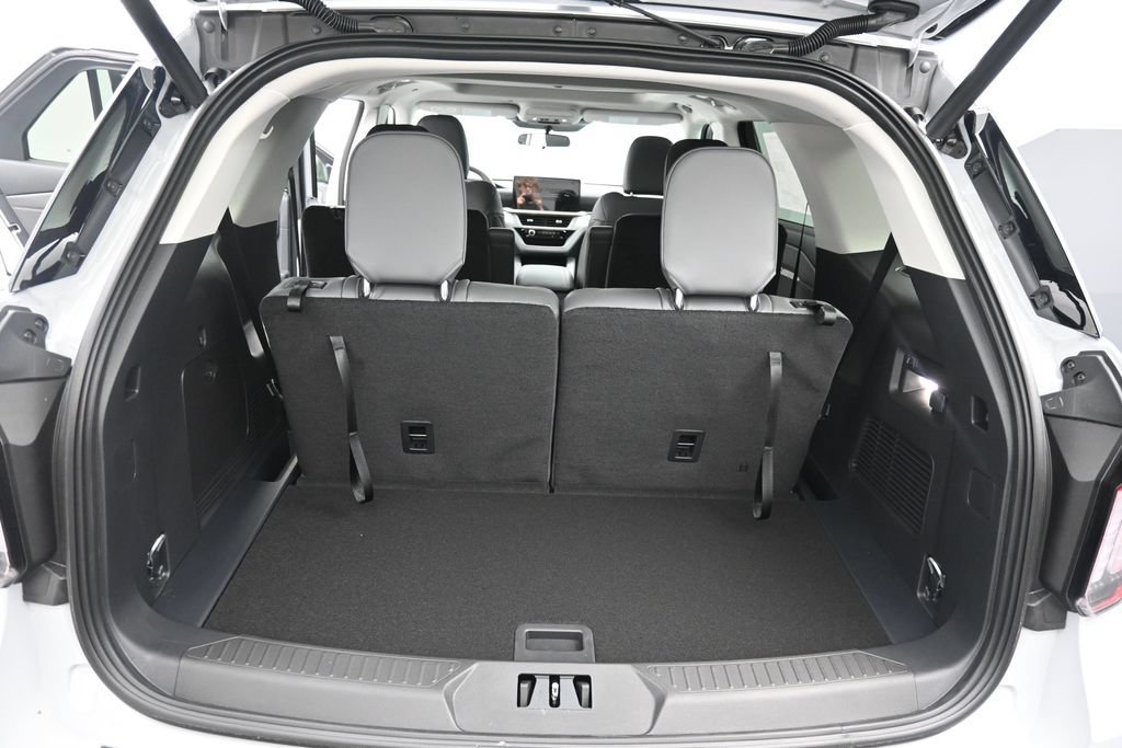 New 2026 Ford Explorer Active w/ Active Comfort Package AWD/4WD image 26