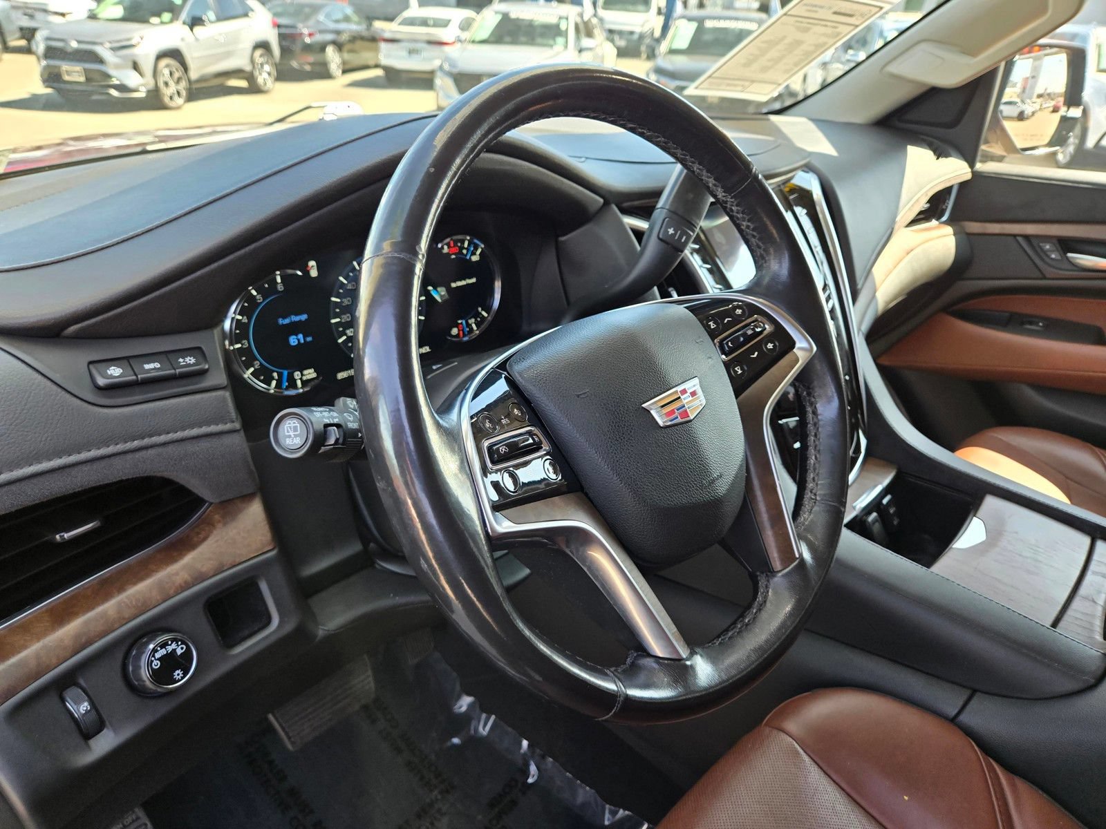 Used 2020 Cadillac Escalade Luxury w/ Escalade Sport Edition RWD image 12