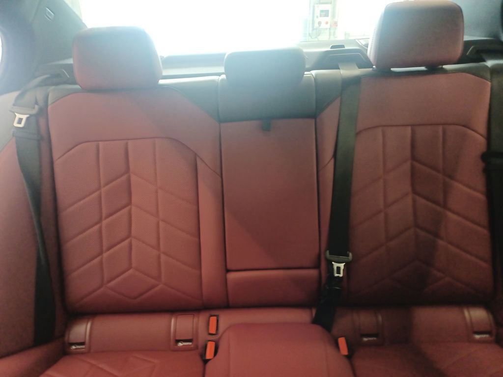 Certified 2025 BMW 530i xDrive w/ M Sport Package image 23