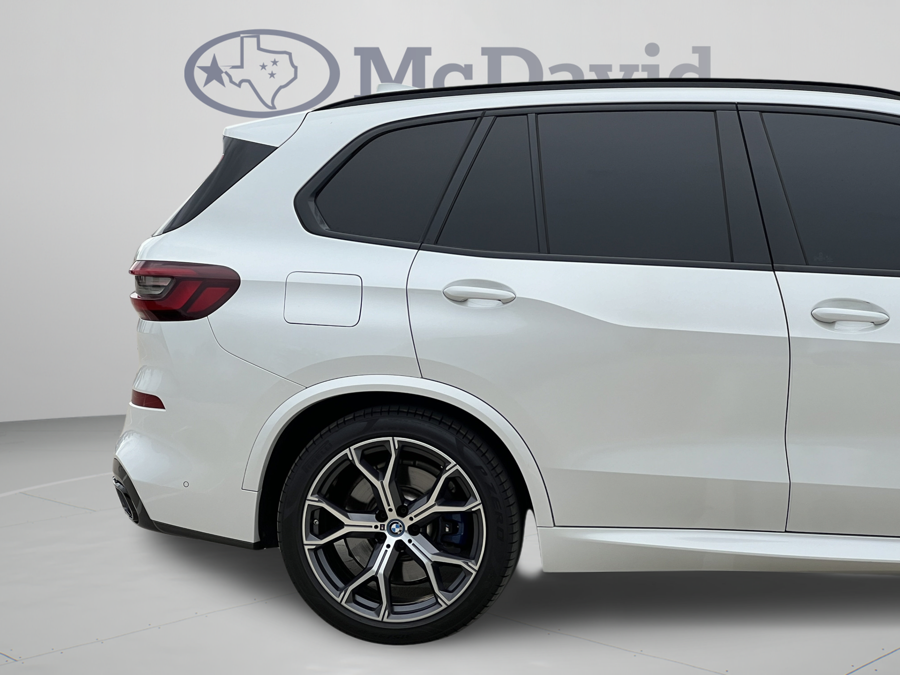 Used 2022 BMW X5 xDrive45e w/ M Sport Package AWD/4WD image 37