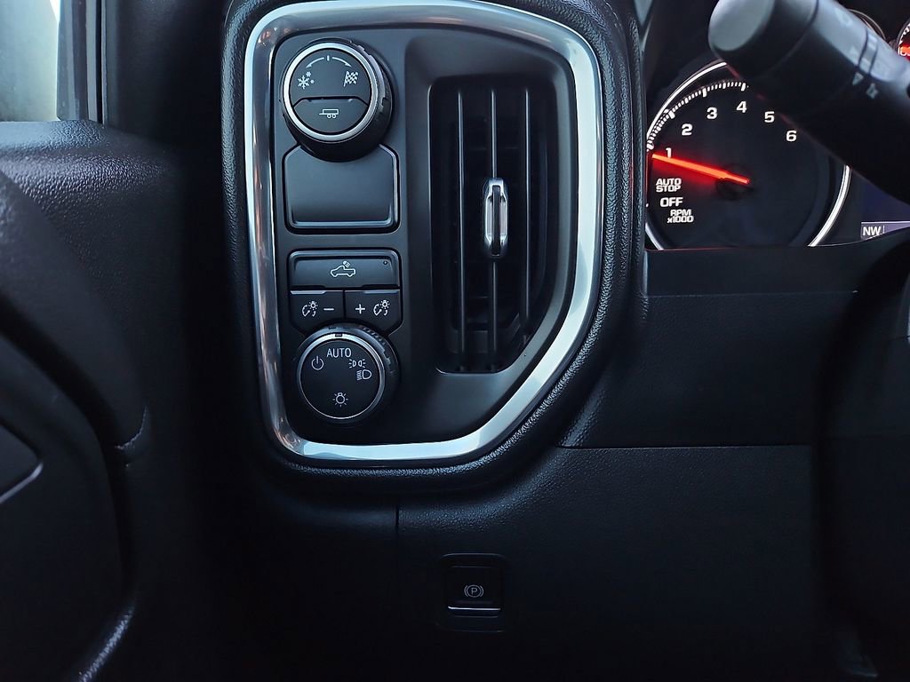 Used 2019 Chevrolet Silverado 1500 LT w/ Texas Edition image 24